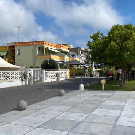 Casa Vacanze Torre Dell Orso Piazza 100M Dal Mare Torre dell'Orso Luaran gambar