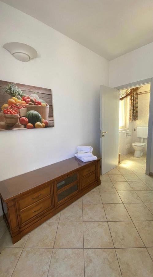 Casa Vacanze Torre Dell Orso Piazza 100M Dal Mare Torre dell'Orso Luaran gambar