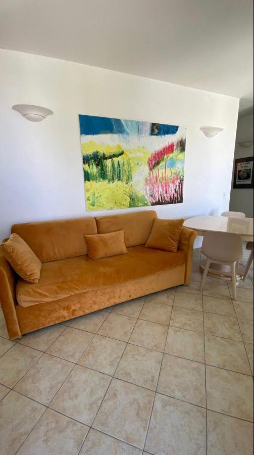 Casa Vacanze Torre Dell Orso Piazza 100M Dal Mare Torre dell'Orso Luaran gambar