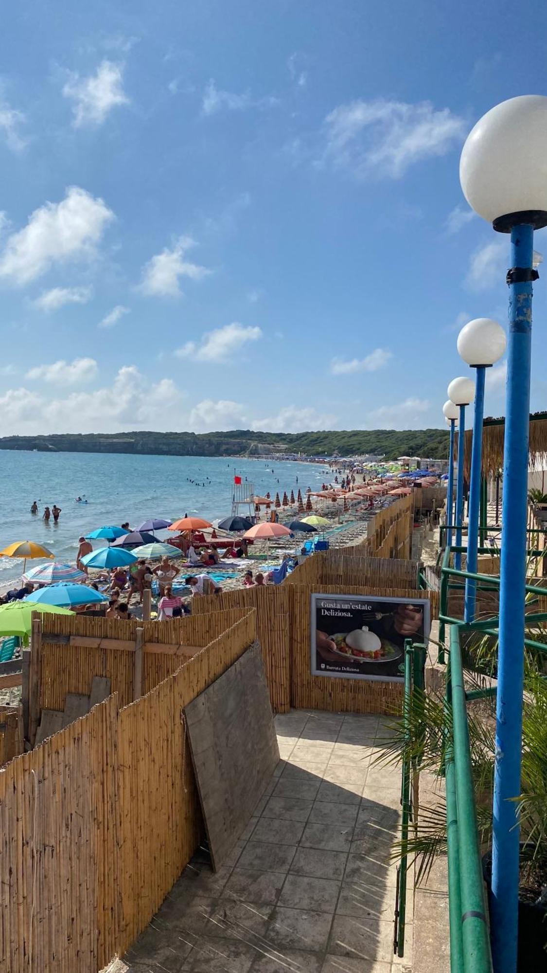 Casa Vacanze Torre Dell Orso Piazza 100M Dal Mare Torre dell'Orso Luaran gambar