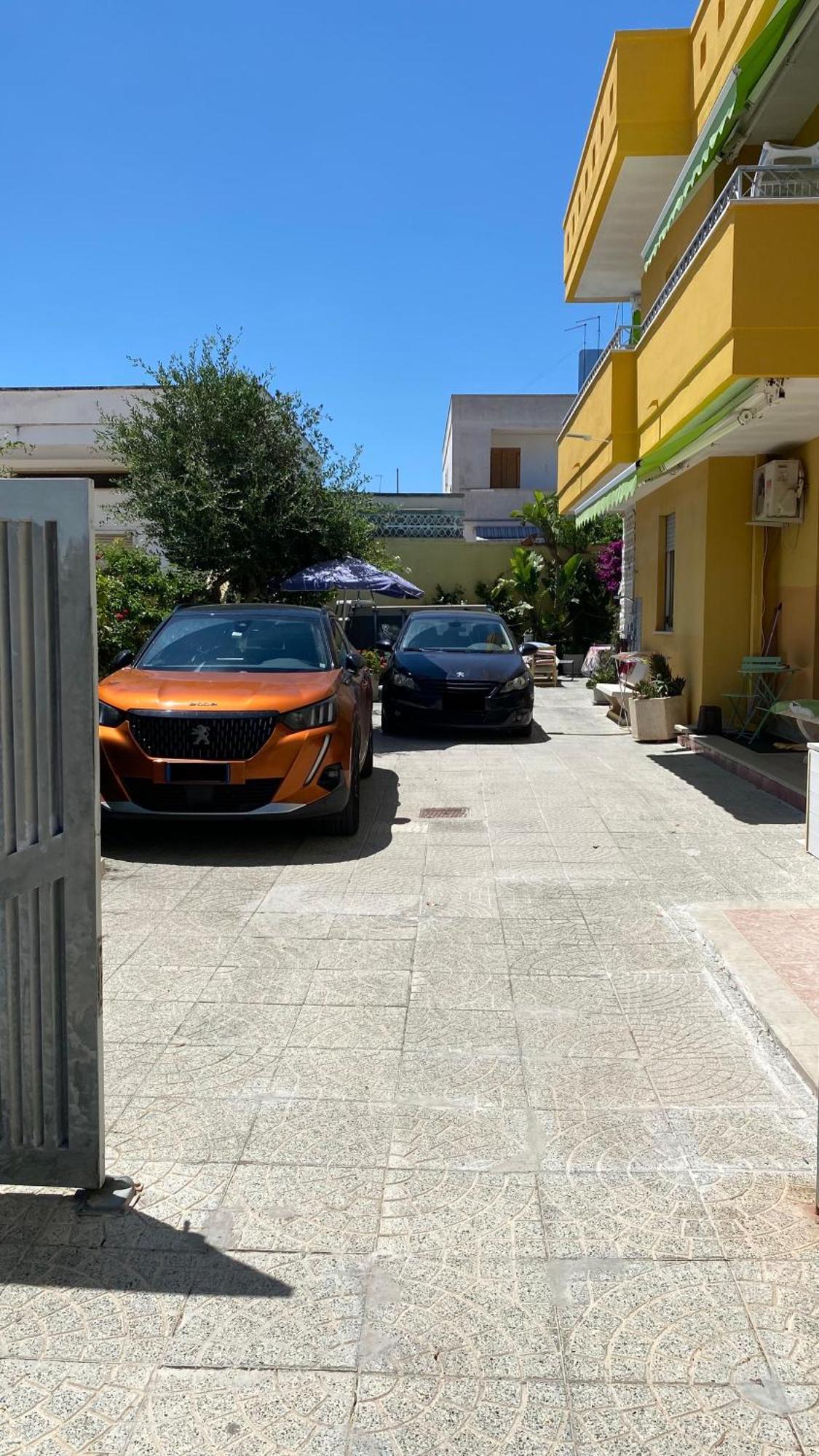 Casa Vacanze Torre Dell Orso Piazza 100M Dal Mare Torre dell'Orso Luaran gambar