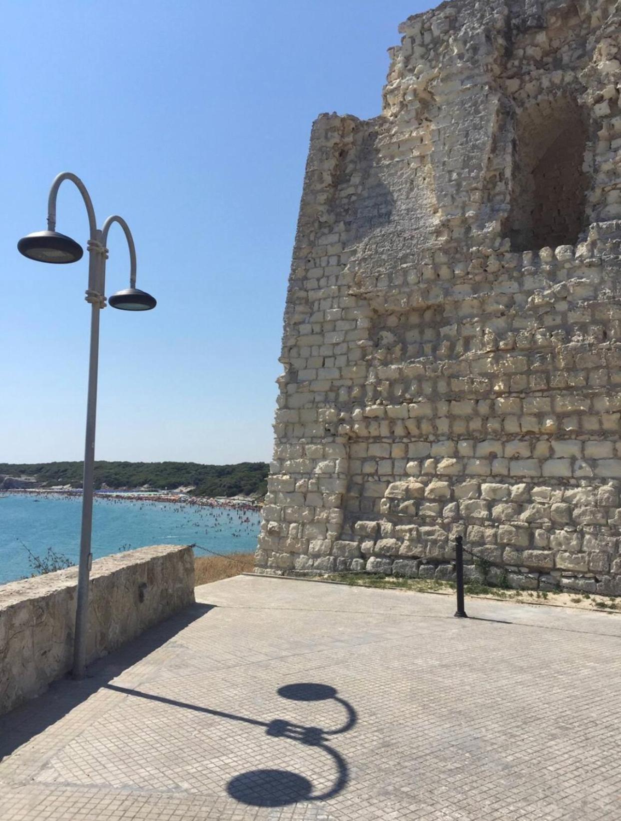 Casa Vacanze Torre Dell Orso Piazza 100M Dal Mare Torre dell'Orso Luaran gambar