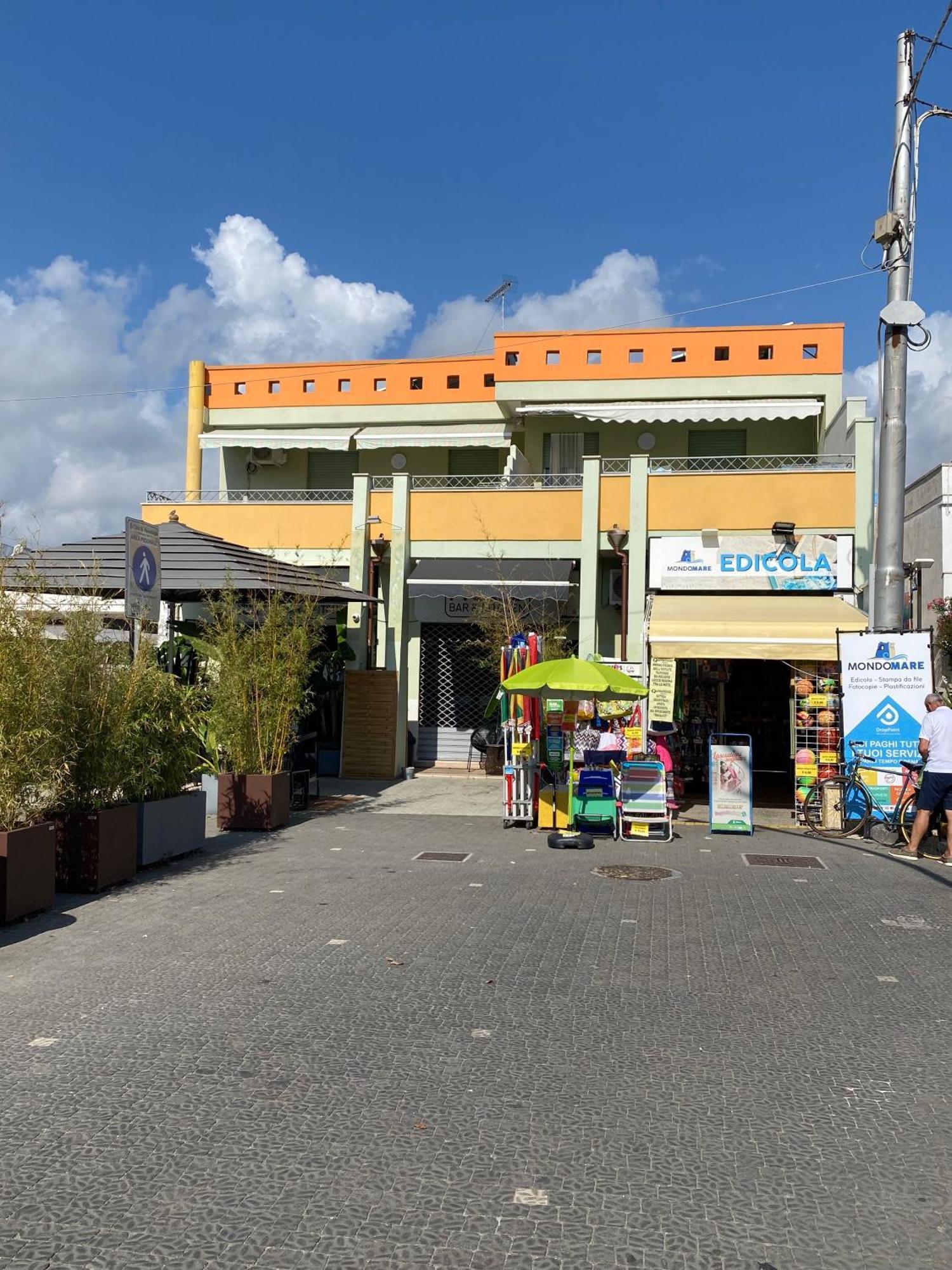 Casa Vacanze Torre Dell Orso Piazza 100M Dal Mare Torre dell'Orso Luaran gambar
